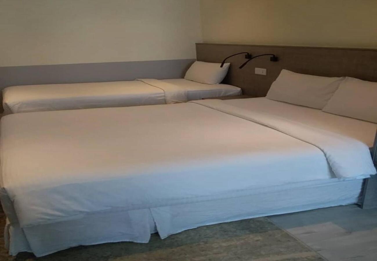 Hutton Suite Hotel Managed By The Ascott Limited George Town Esterno foto