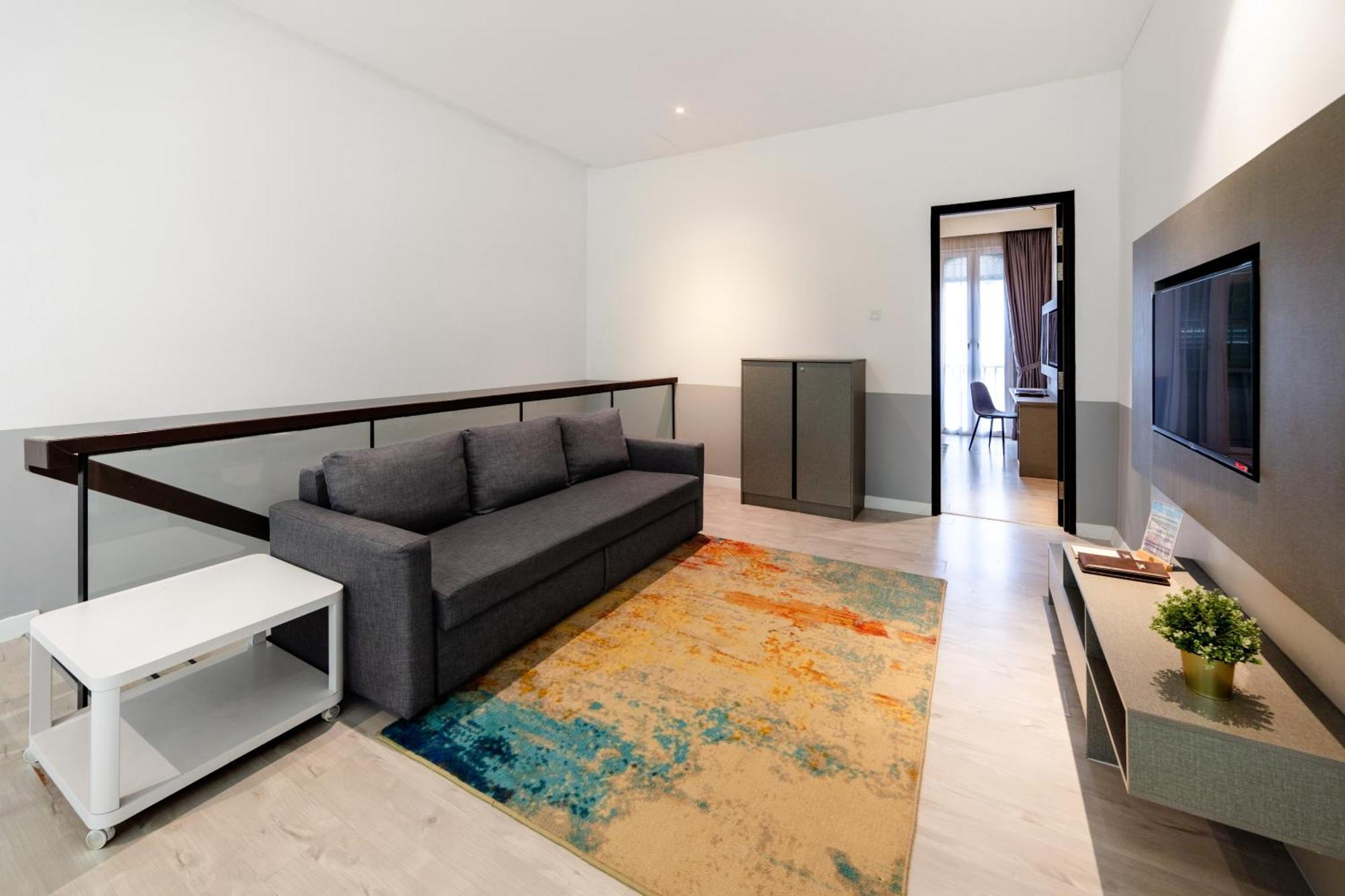 Hutton Suite Hotel Managed By The Ascott Limited George Town Esterno foto