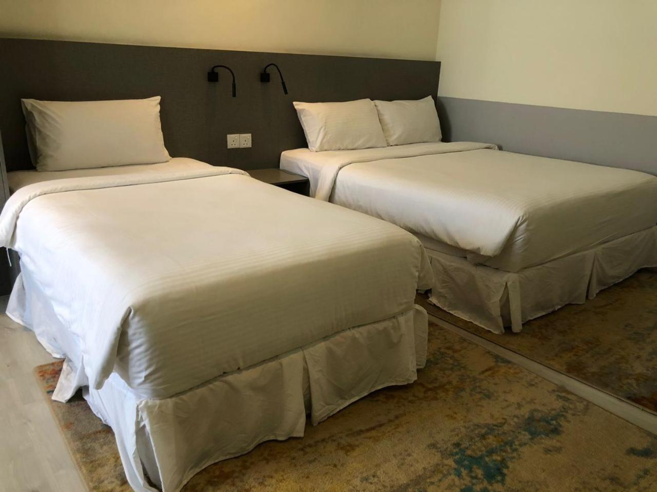 Hutton Suite Hotel Managed By The Ascott Limited George Town Esterno foto